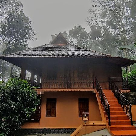 Kalpavanam Heritage Resort Thekkady Phòng bức ảnh