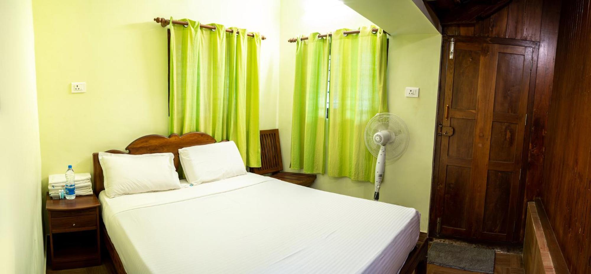 Kalpavanam Heritage Resort Thekkady Phòng bức ảnh