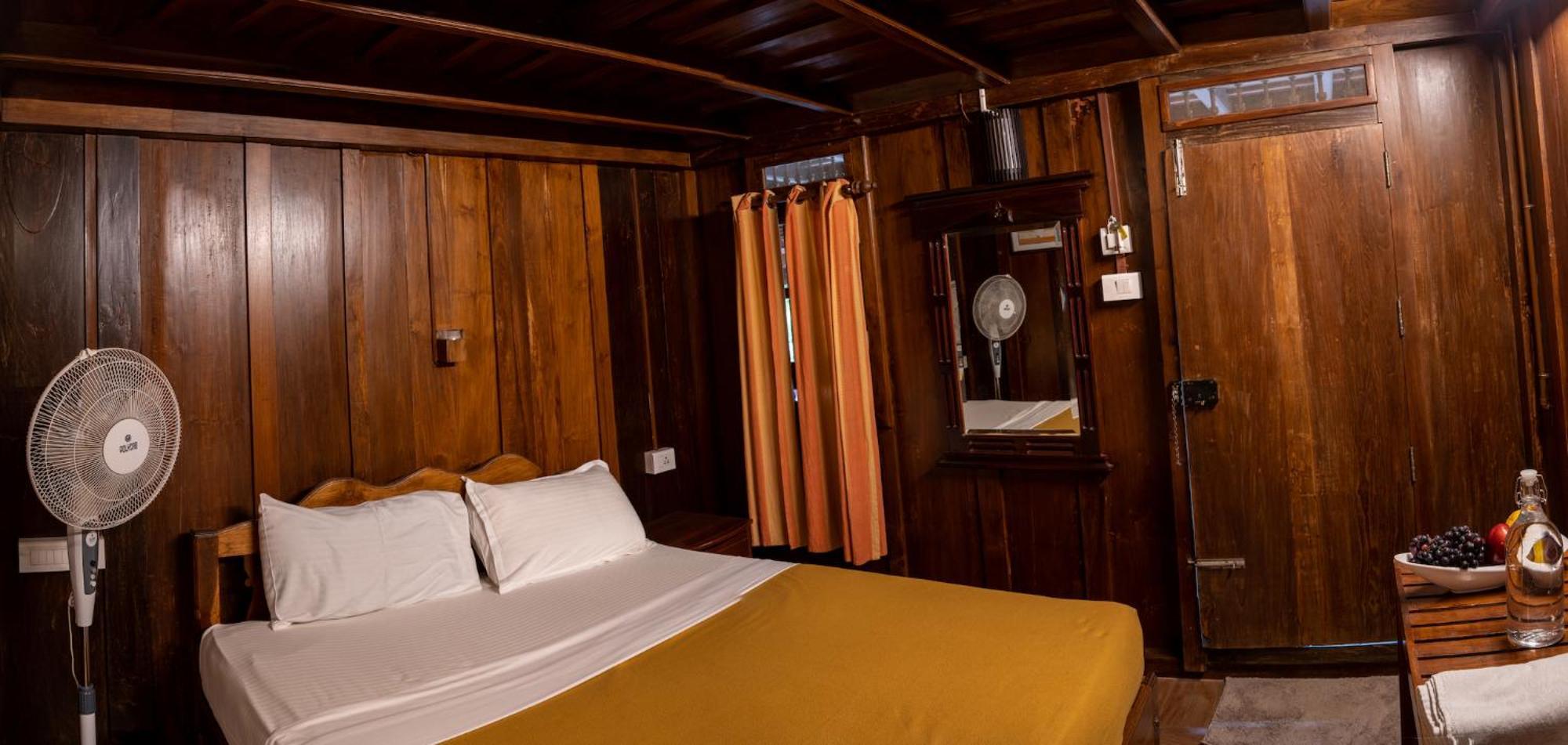 Kalpavanam Heritage Resort Thekkady Phòng bức ảnh